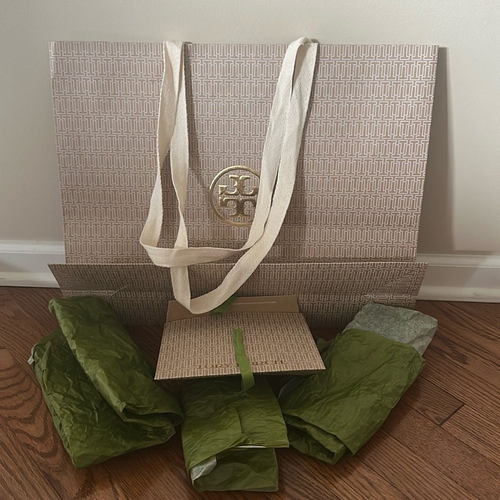 2 Tory Burch Shopping Bags Authentic Signature Reusable Big & Small Gift Bags